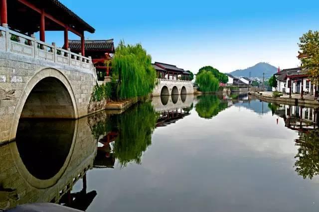 丽江玉龙:“五线谱”工作法描绘万里长江第一湾新“枫”警